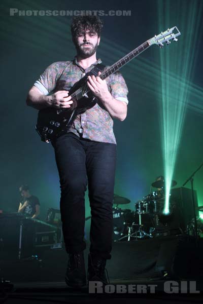 FOALS - 2013-11-12 - PARIS - Zenith - Yannis Philippakis - Edwin Congreave